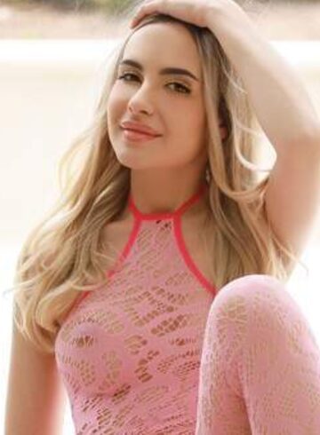 Edgware Road blonde Kimber london escort