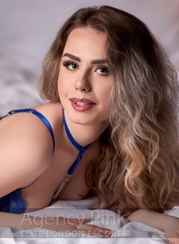 Bayswater party-girl Ruby london escort