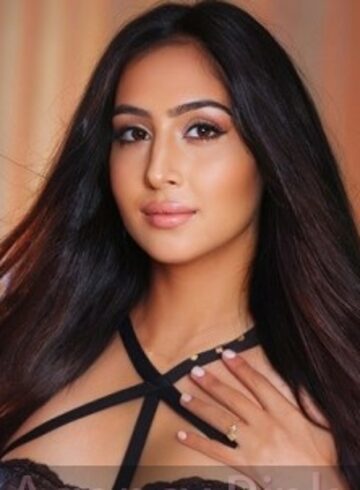 Mayfair 200-to-300 Fleur london escort