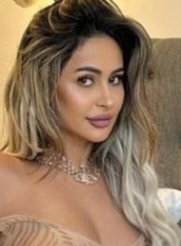 Earls Court petite Jessica london escort
