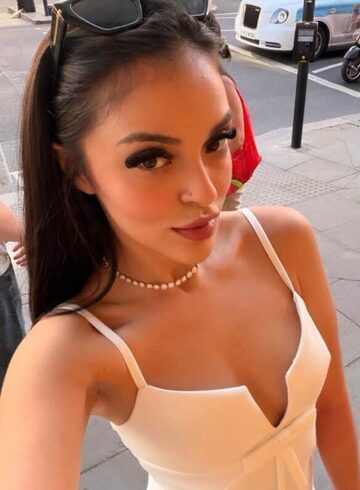 Marylebone party-girl Barbara london escort