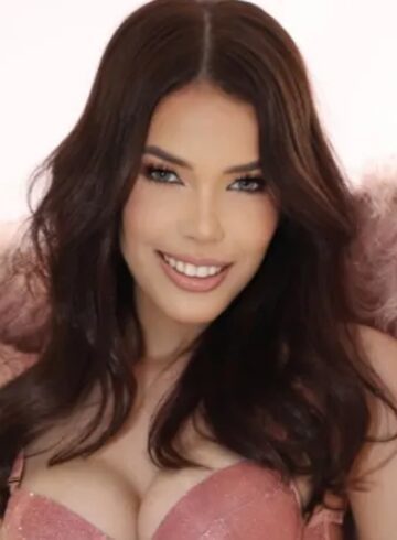 Earls Court party-girl Repraise london escort