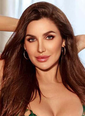 central london brunette Aldarie london escort
