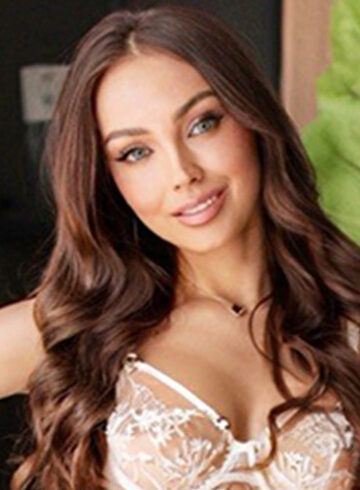 Earls Court 300-to-400 Anora london escort