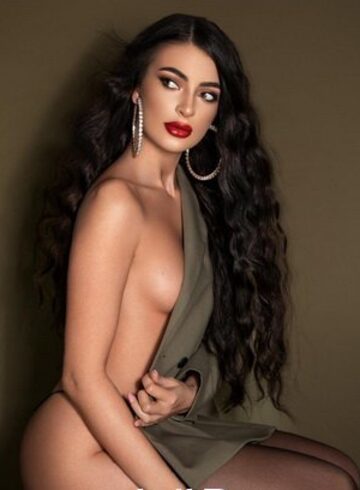 Mayfair 600-and-over Anna london escort