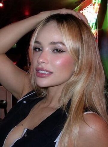 Outcall Only blonde Clare london escort