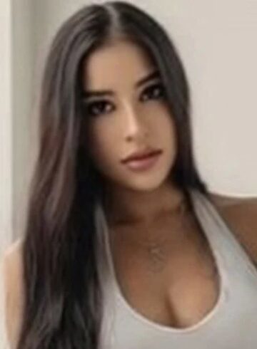 Kensington brunette Baldina london escort