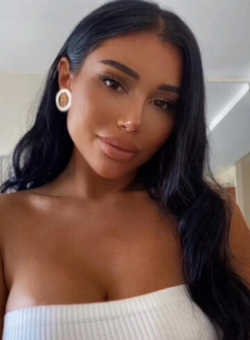 Outcall Only brunette Eclair london escort