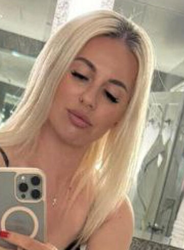 Gloucester Road petite Grisha london escort